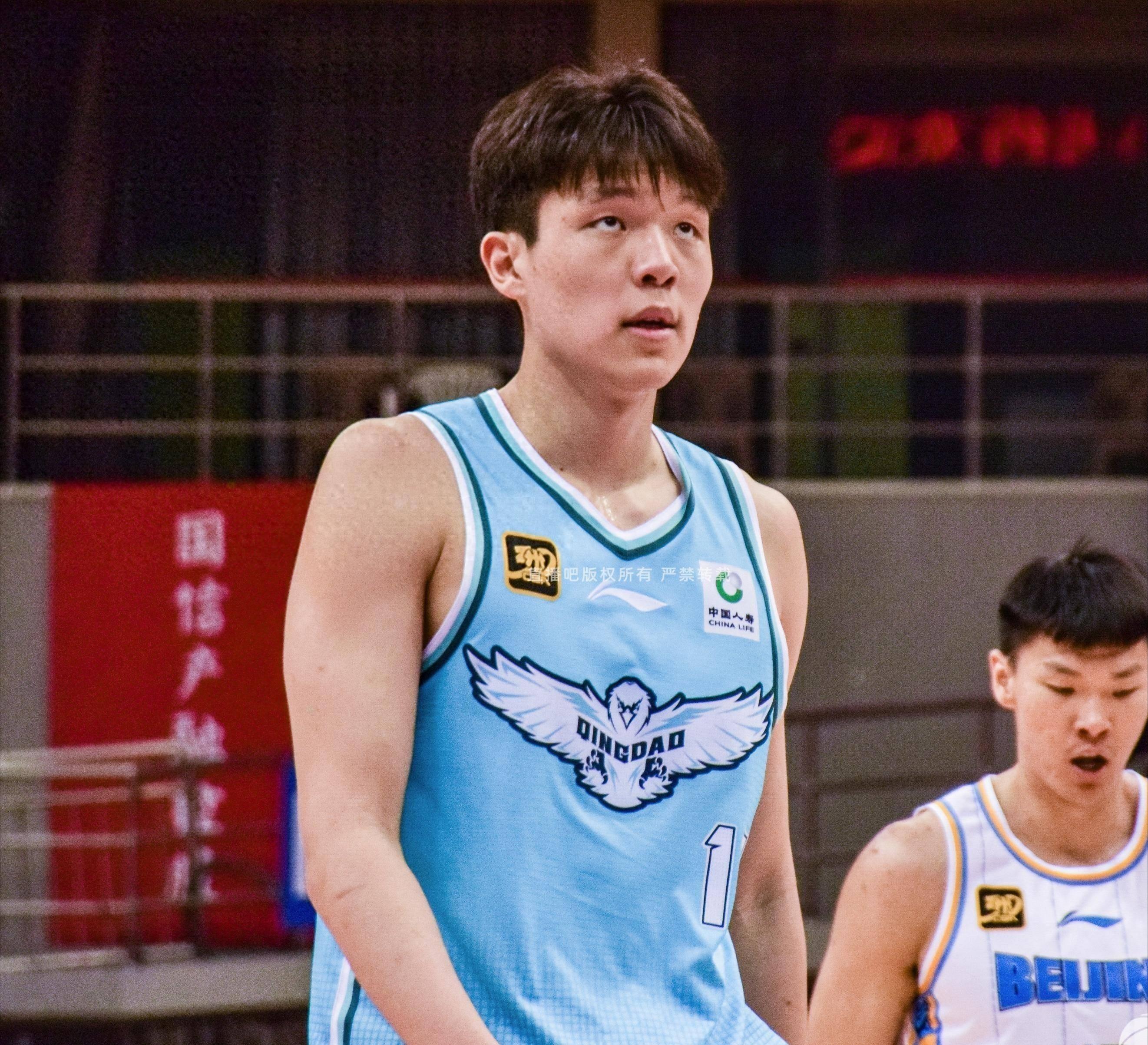 包含杨瀚森在洛杉矶进行训练与球哥等人同场竞技的词条